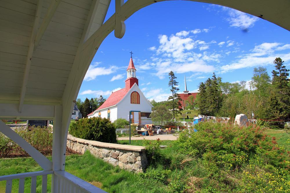 Gite Au Vieux Pommier Tadoussac Ngoại thất bức ảnh