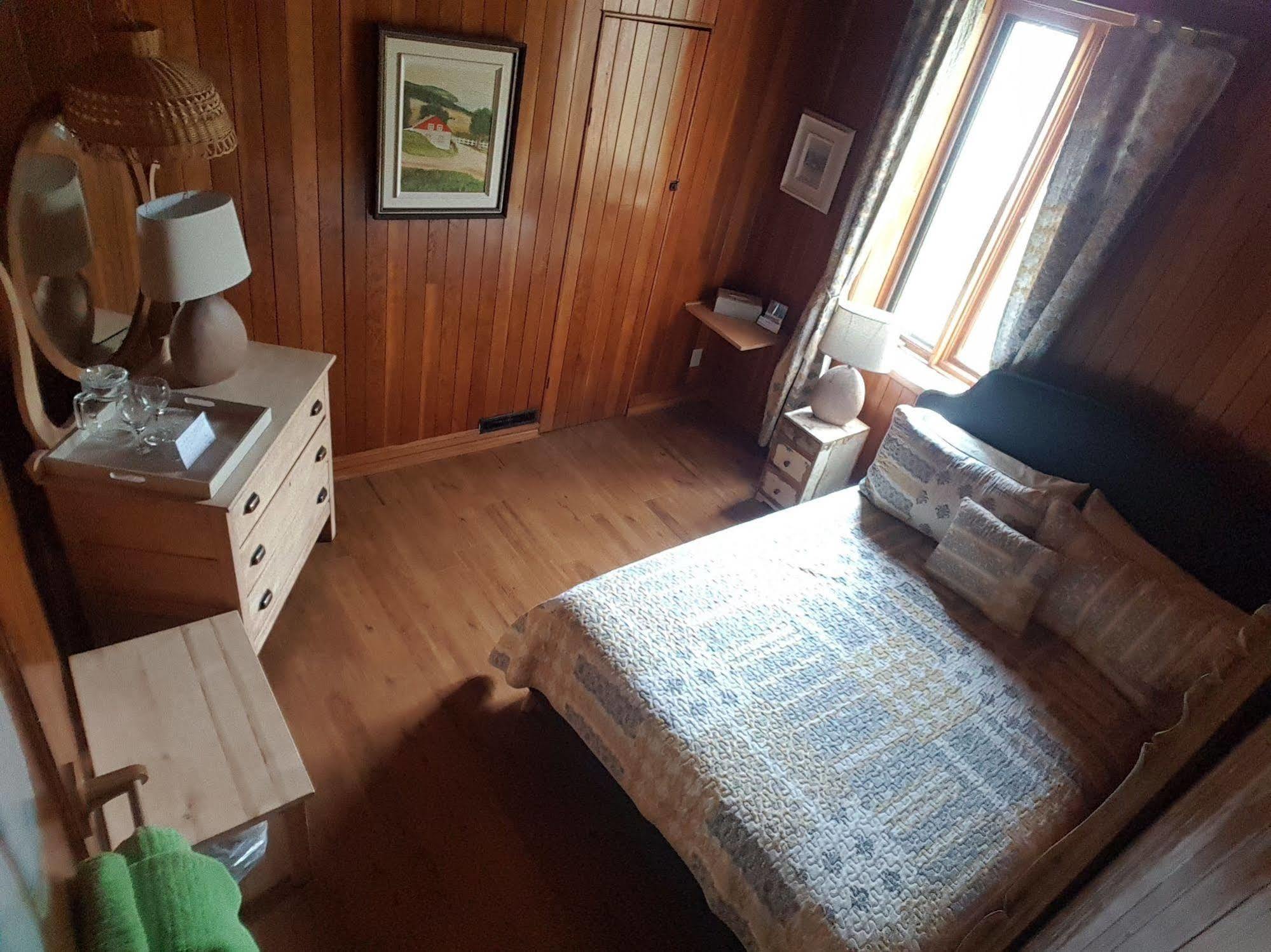 Gite Au Vieux Pommier Tadoussac Ngoại thất bức ảnh